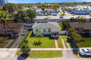 570 NE 169th St, North Miami Beach, FL 33162 - Photo 4