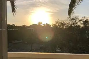 17255 SW 95th Ave, Palmetto Bay, FL 33157 - Photo 1