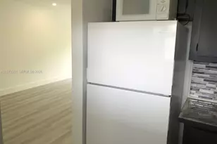 17255 SW 95th Ave, Palmetto Bay, FL 33157 - Photo 6