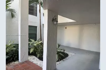 9140 SW 123rd Ct #105, Miami, FL 33186 - Photo 2