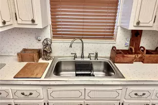 3500 Harrison St, Hollywood, FL 33021 - Photo 6