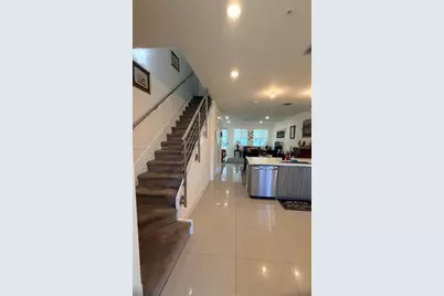 6401 NW 103rd Pl #106, Doral, FL 33178 - Photo 10