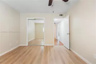 5216 NE 6th Ave, Oakland Park, FL 33334 - Photo 22