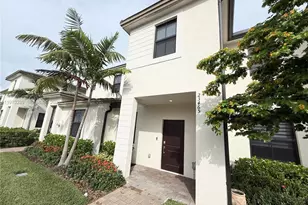 23465 SW 127th Pl, Homestead, FL 33032 - Photo 4