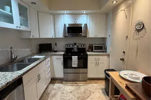 500 Bayview Dr, Sunny Isles Beach, FL 33160 - Photo 30