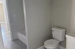 3906 NW 207 St Rd, Miami Gardens, FL 33055 - Photo 4