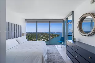 601 NE 36th St, Miami, FL 33137 - Photo 14