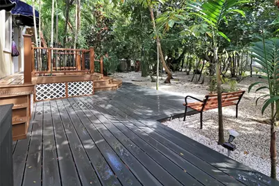 550 Quail Ave, Miami Springs, FL 33166 - Photo 28