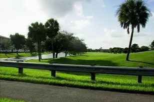 12800 SW 7th Ct, Pembroke Pines, FL 33027 - Photo 8