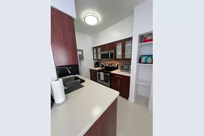 1100 Collins Ave #303, Miami Beach, FL 33139 - Photo 2