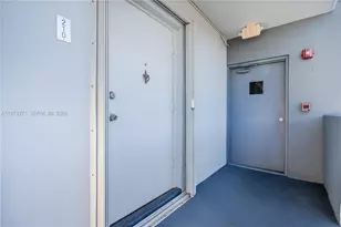 1445 Atlantic Shores Blvd, Hallandale Beach, FL 33009 - Photo 4