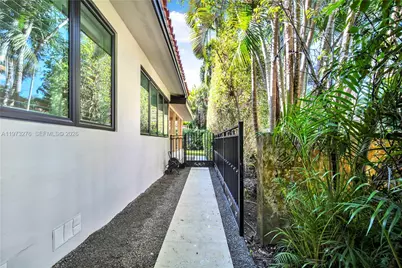 600 San Antonio Ave, Coral Gables, FL 33146 - Photo 26