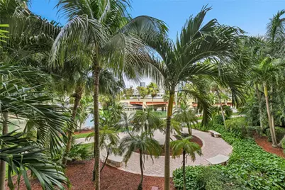 17150 N Bay Rd #2210, Sunny Isles Beach, FL 33160 - Photo 14