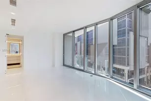 300 Biscayne Blvd Way, Miami, FL 33131 - Photo 2