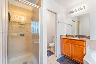 21007 NW 14th Pl, Miami Gardens, FL 33169 - Photo 14