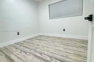 1270 NE 207th Terrace, Miami, FL 33179 - Photo 10