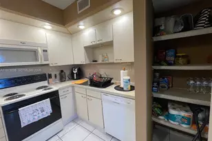 9010 SW 125th Ave, Miami, FL 33186 - Photo 10