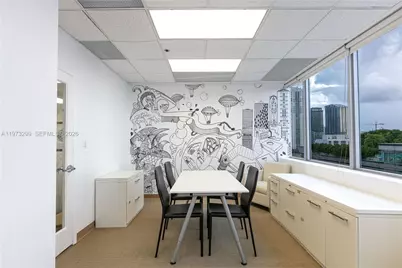 150 SE 2nd Ave #1401, Miami, FL 33131 - Photo 16