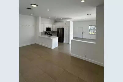 1761 Aspen Ln, Weston, FL 33327 - Photo 6