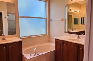 7009 Romana Way, Other City - In The State Of Florida, FL 34119 - Photo 10