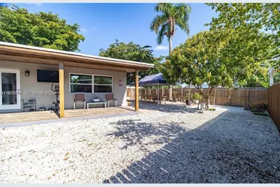 2950 NE 11th Ave, Pompano Beach, FL 33064 - Photo 32
