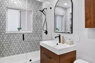 252 SW 23rd St, Fort Lauderdale, FL 33315 - Photo 38