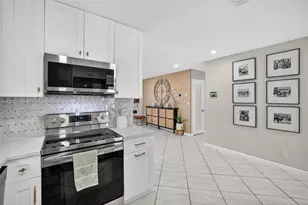 252 SW 23rd St, Fort Lauderdale, FL 33315 - Photo 16