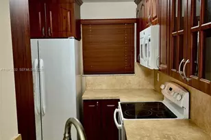 1035 W 77th St, Hialeah, FL 33014 - Photo 14