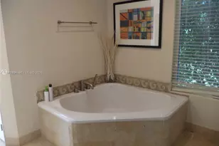 7390 SW 99th St, Pinecrest, FL 33156 - Photo 8