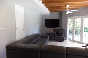 7390 SW 99th St, Pinecrest, FL 33156 - Photo 6