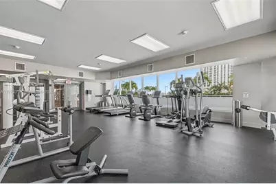 275 NE 18th St #703, Miami, FL 33132 - Photo 24