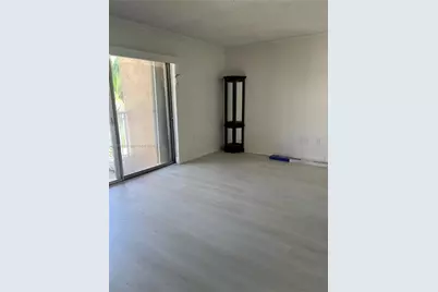 17051 NE 35th Ave #202, North Miami Beach, FL 33160 - Photo 12