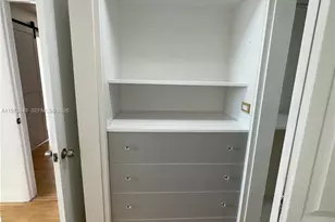 5055 NW 7th St, Miami, FL 33126 - Photo 14