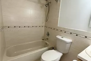 5055 NW 7th St, Miami, FL 33126 - Photo 16