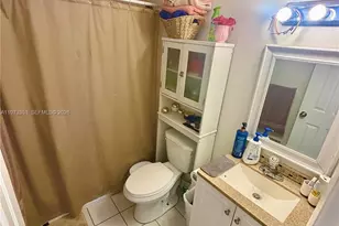 8145 NW 7th St, Miami, FL 33126 - Photo 22