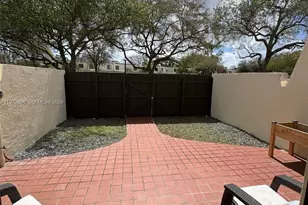 7751 SW 102nd Pl, Miami, FL 33173 - Photo 22