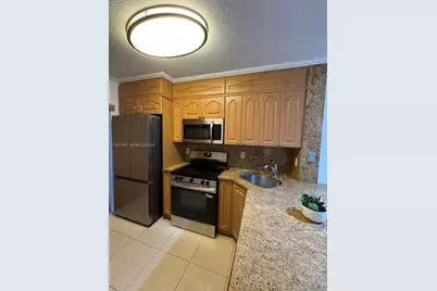 2575 SW 27th Ave #214, Miami, FL 33133 - Photo 4