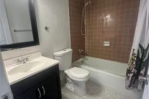 9487 SW 76th St, Miami, FL 33173 - Photo 14