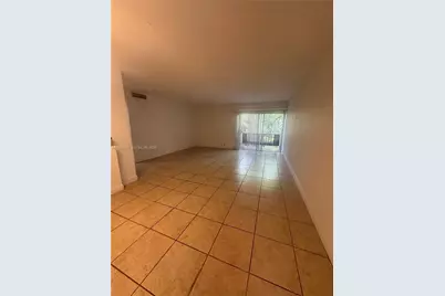 9487 SW 76th St #M8, Miami, FL 33173 - Photo 6