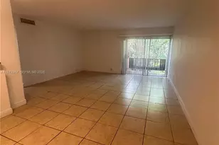 9487 SW 76th St, Miami, FL 33173 - Photo 6