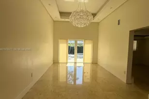 10942 NW 59th St, Doral, FL 33178 - Photo 6