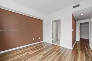 253 NE 2nd St, Miami, FL 33132 - Photo 20