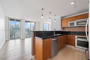 253 NE 2nd St, Miami, FL 33132 - Photo 4