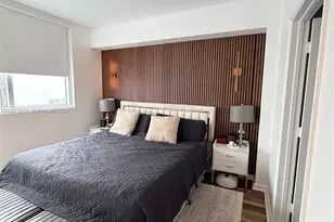 253 NE 2nd St, Miami, FL 33132 - Photo 16