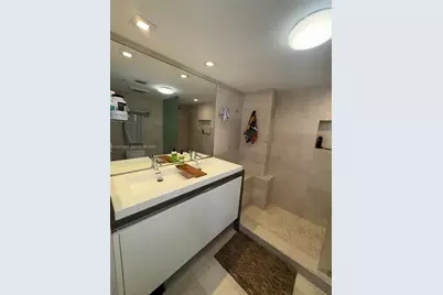 2457 Collins Ave #405, Miami Beach, FL 33140 - Photo 20