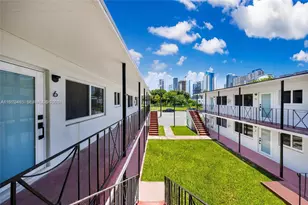 1150 NW 1st Pl, Miami, FL 33136 - Photo 4