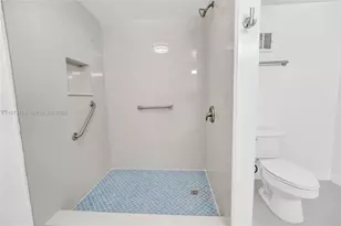 151 SW 117th Ave, Pembroke Pines, FL 33025 - Photo 24