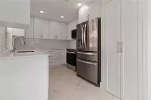 1411 Cottonwood Cir, Weston, FL 33326 - Photo 24