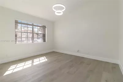 1411 Cottonwood Cir, Weston, FL 33326 - Photo 8