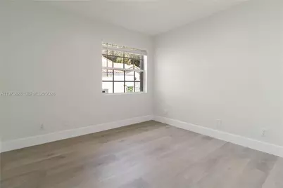 1411 Cottonwood Cir, Weston, FL 33326 - Photo 14